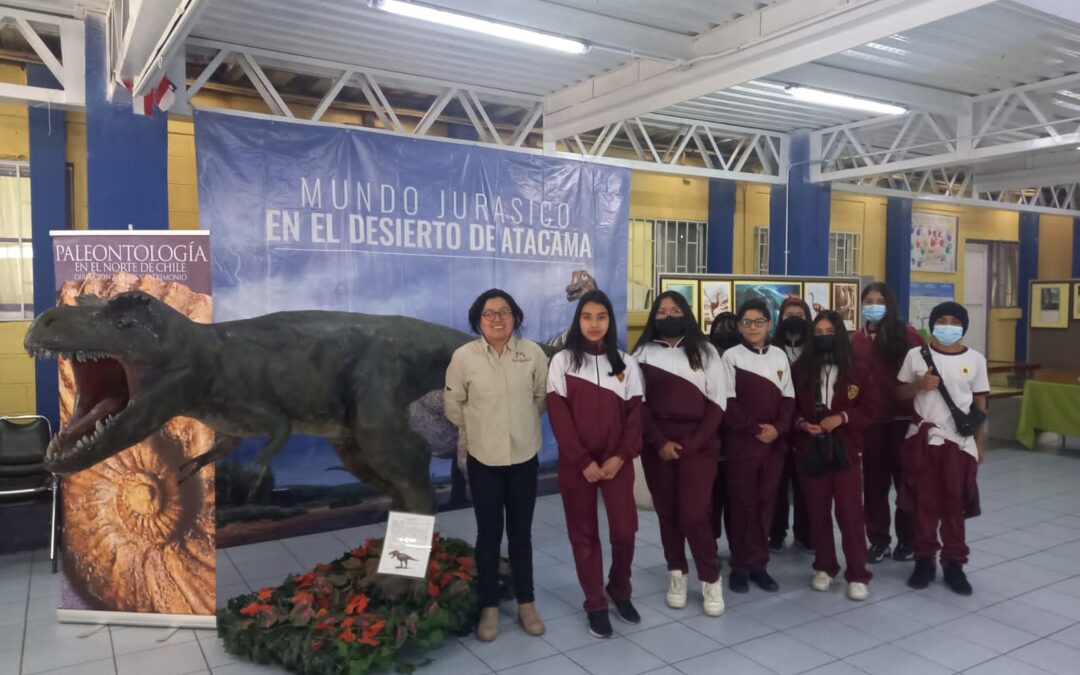 Colegio Ejército de Salvación, recibe la muestra «El Museo visita tu escuela»