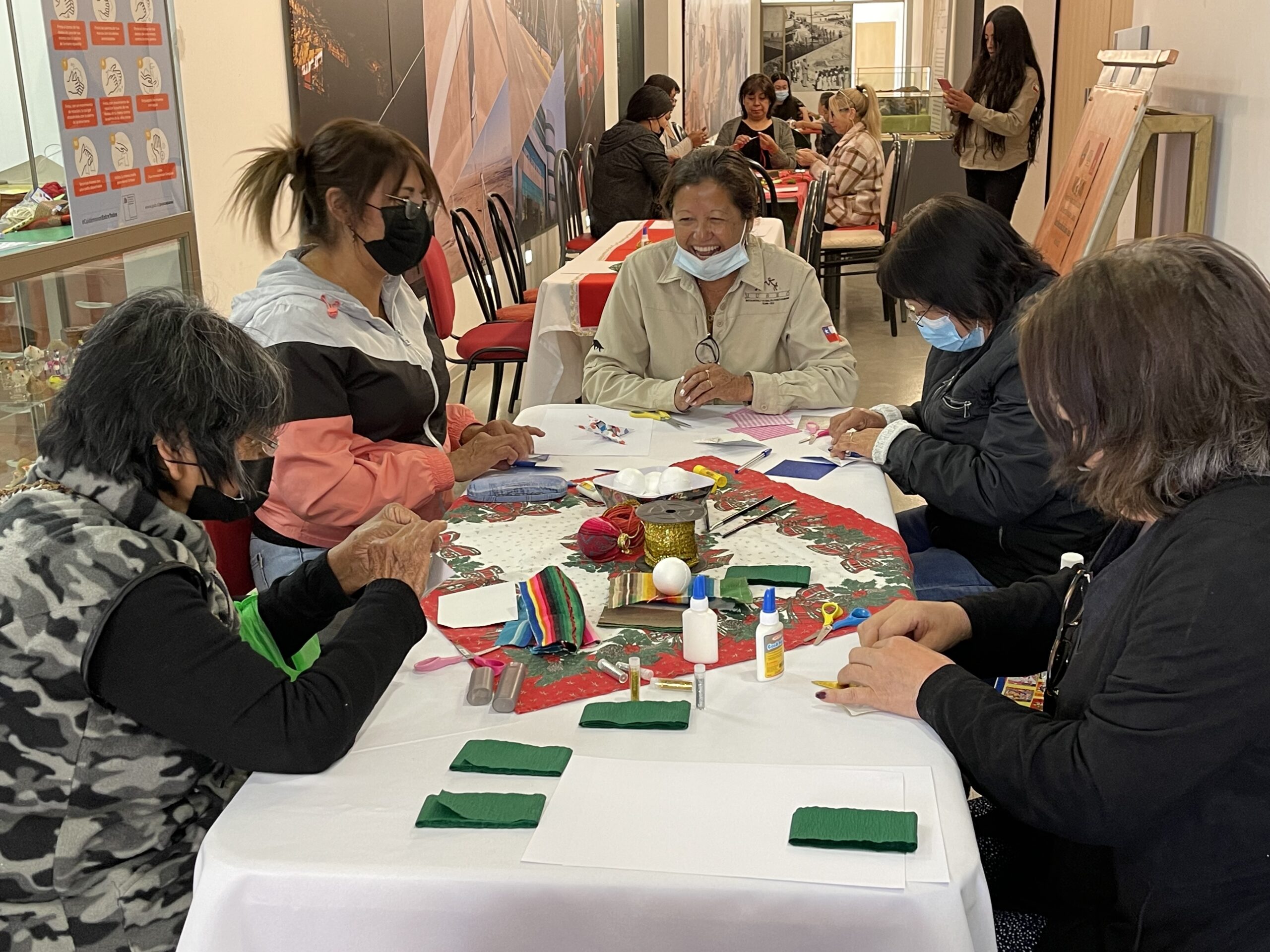 Taller de adornos navideños andinos